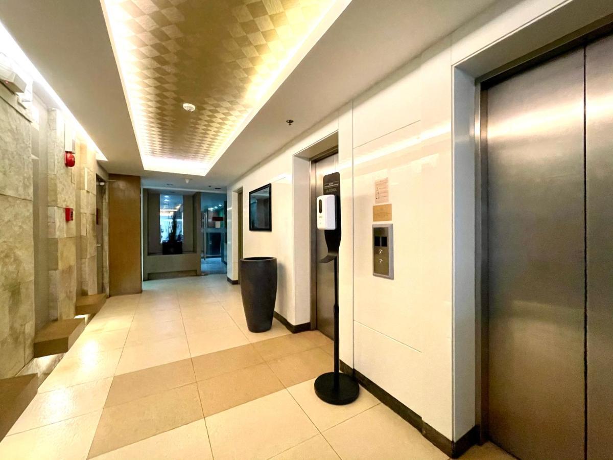 One Tagaytay Place Private Residences Tagaytay City Exterior photo