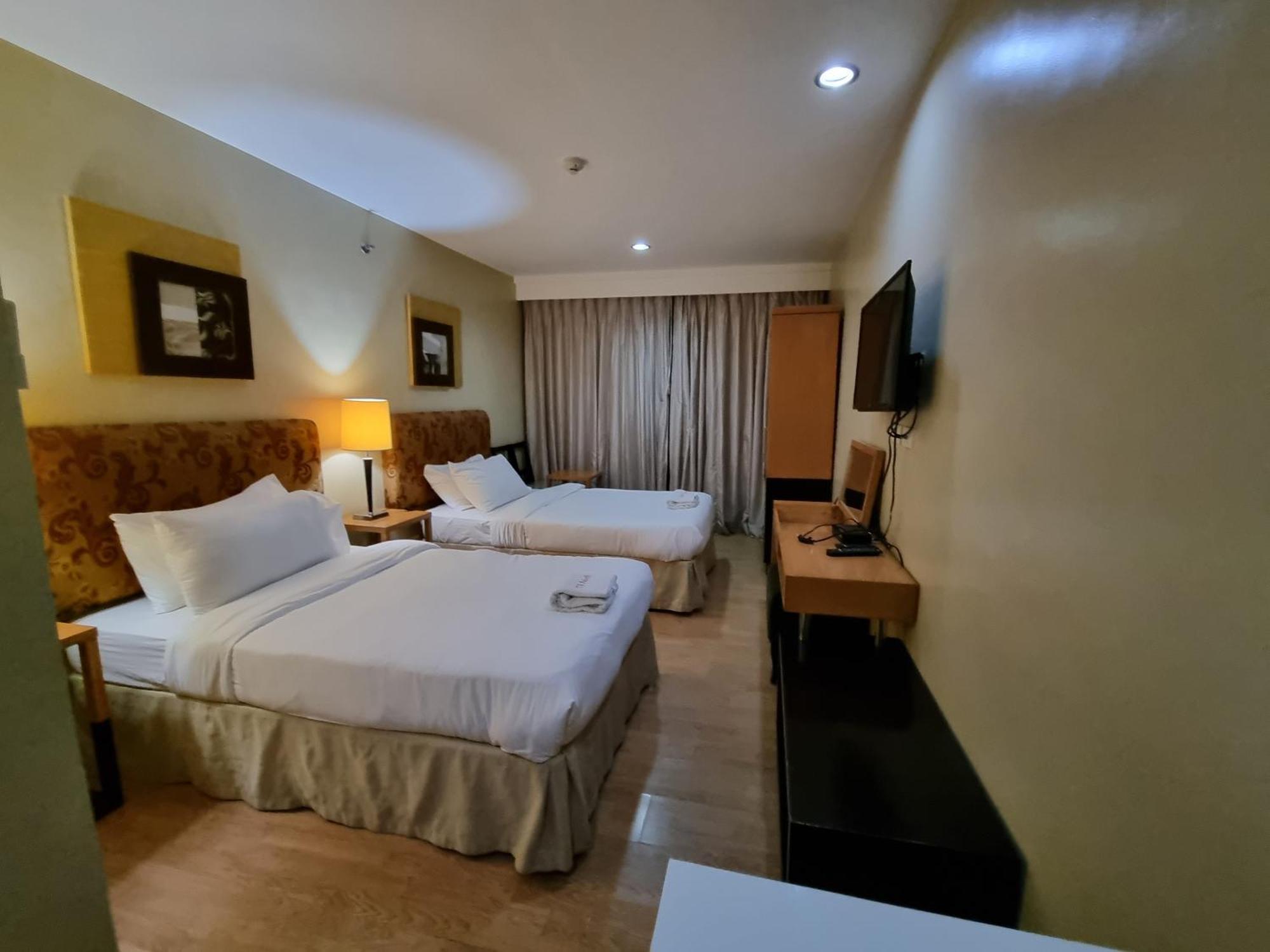 One Tagaytay Place Private Residences Tagaytay City Exterior photo