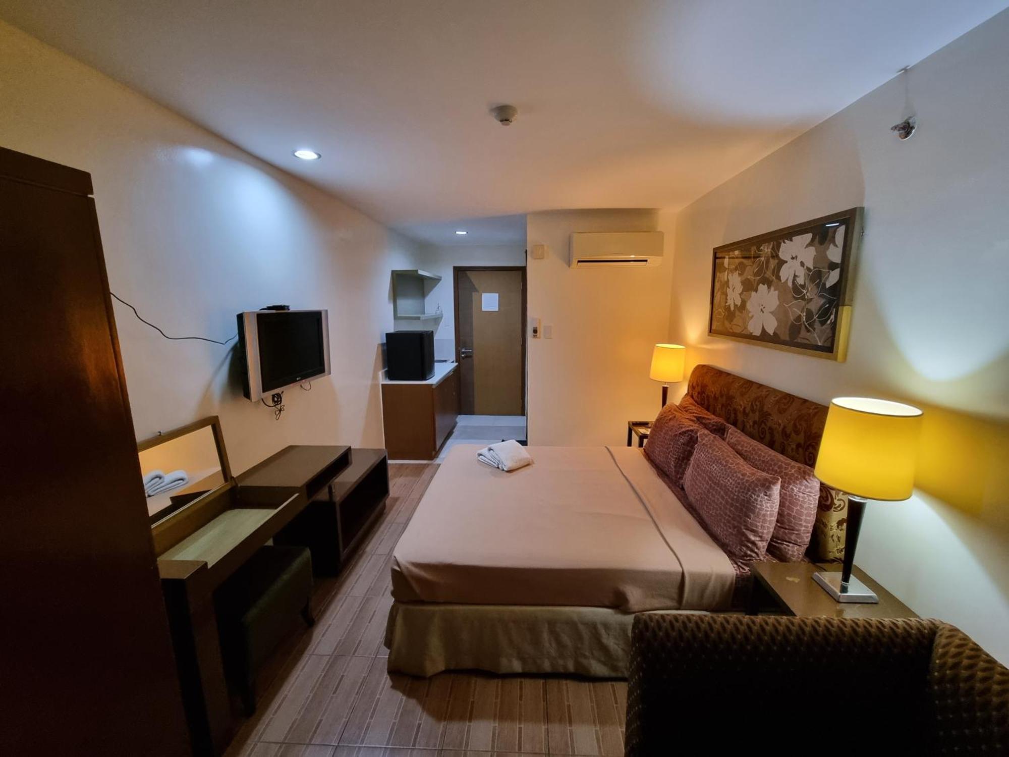 One Tagaytay Place Private Residences Tagaytay City Exterior photo