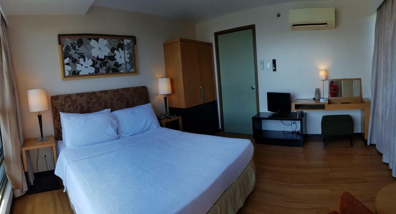 One Tagaytay Place Private Residences Tagaytay City Exterior photo